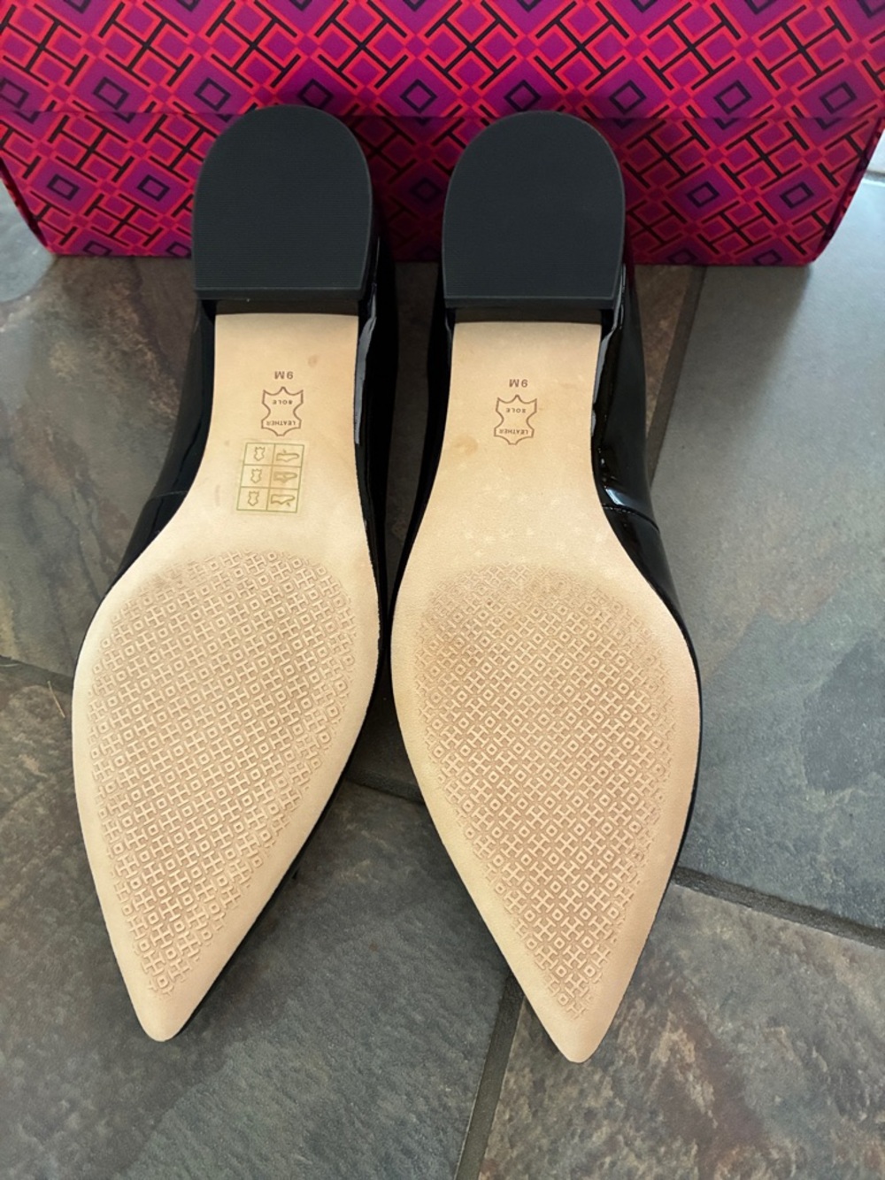 Tory Burch Gigi Pointed Toe Black Flats - Picture 3 of 6